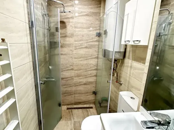 Лепене на плочки в баня